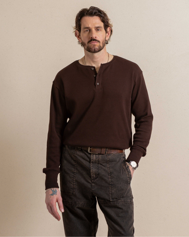 3 Button Thermal Knit Henley Shirt / chocolate brown